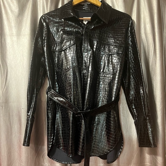 Zara Jackets & Blazers - Zara Black Faux Leather Crocodile Texture Jacket L